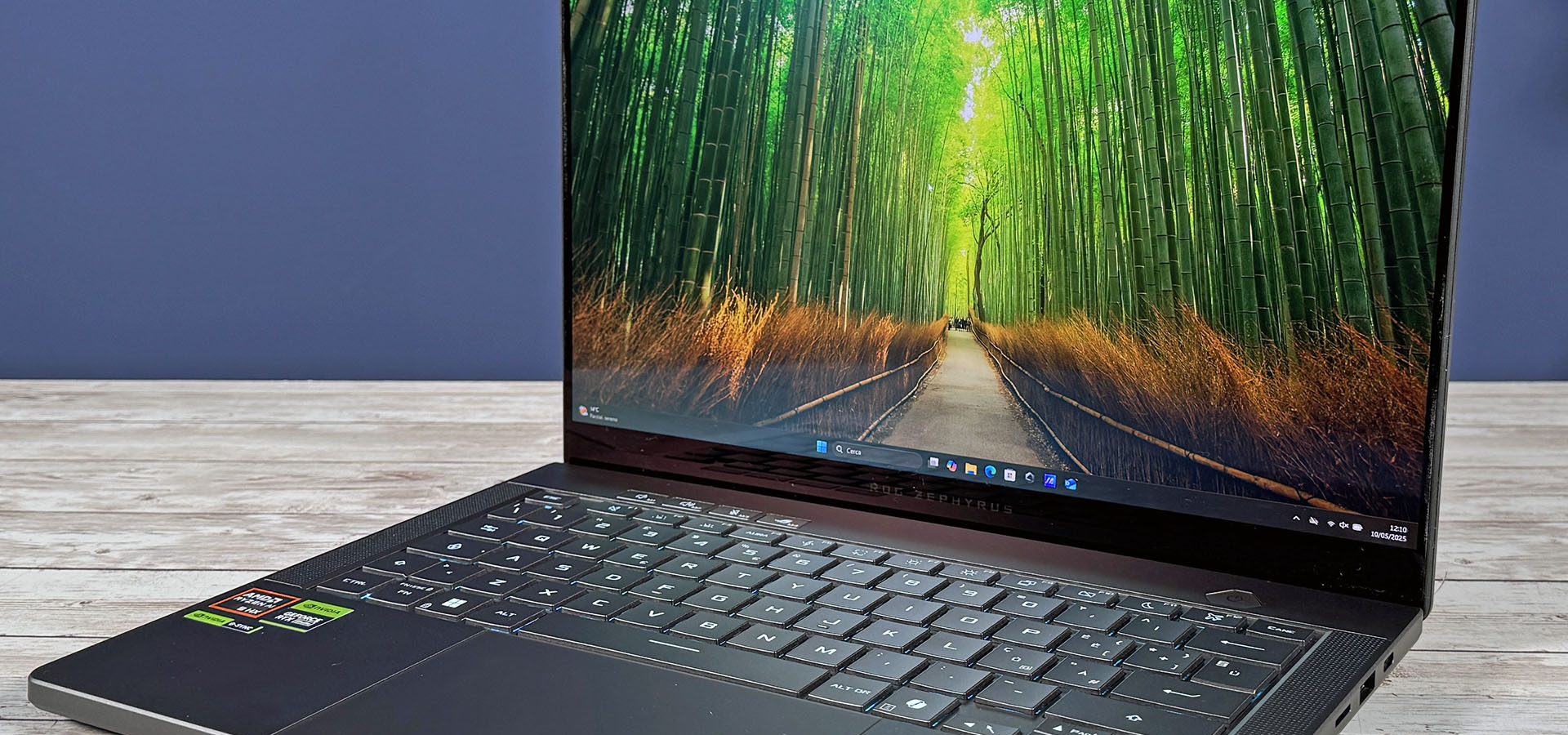 ASUS ROG Zephyrus G14: il notebook ibrido molto potente