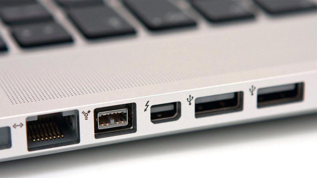 Apple con macOS Tahoe dice addio alla tecnologia FireWire. Cos'era e perché ha fatto storia