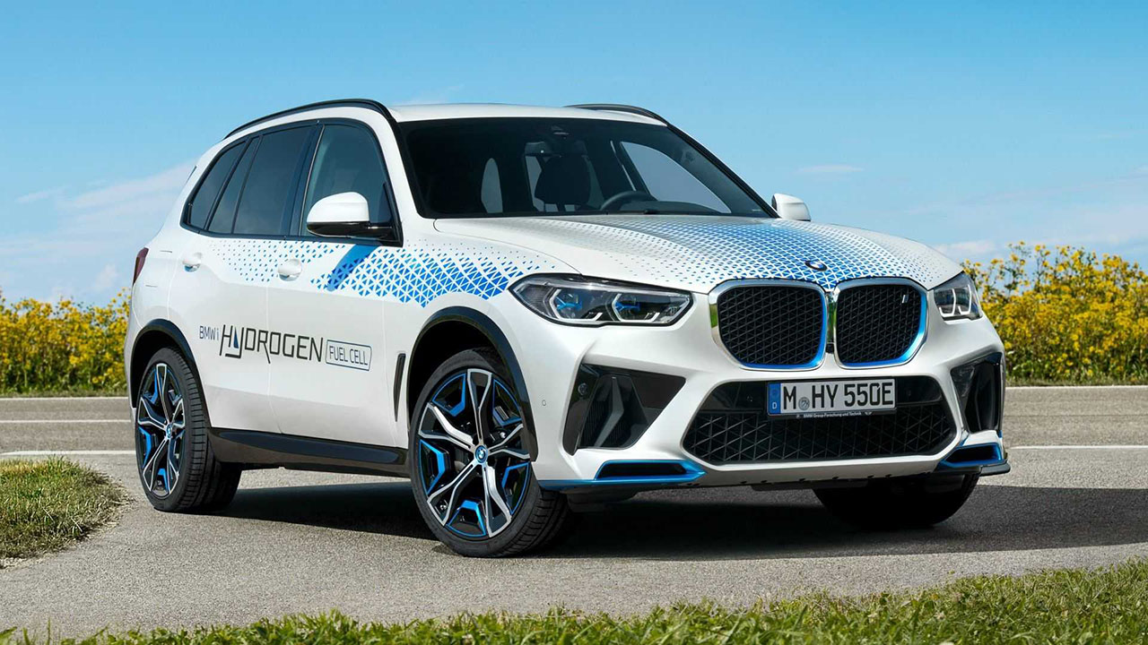 Auto a idrogeno? BMW ci crede, in arrivo il SUV fuel-cell nel 2028