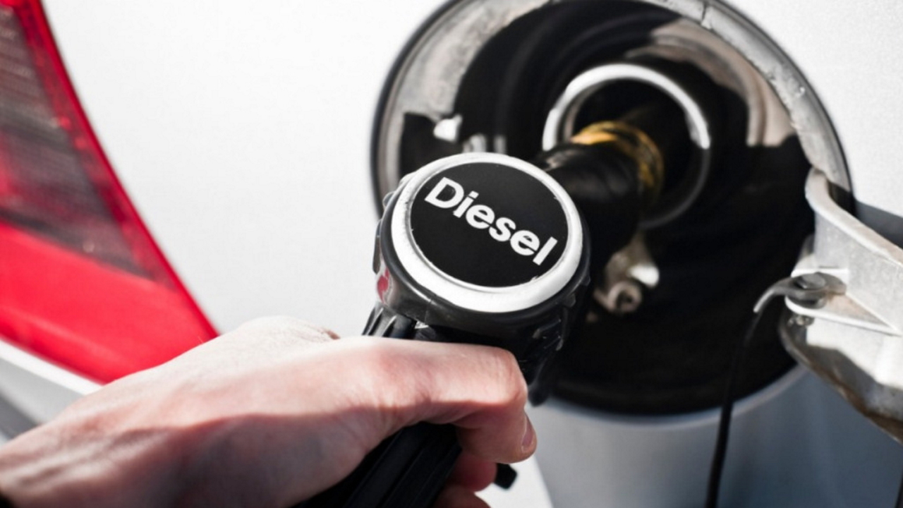 Blocco auto diesel Euro 5, Matteo Salvini e Lombardia a braccetto per annullarlo