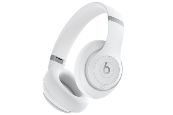 Bose QuietComfort Ultra, Studio Pro e auricolari top in sconto su Amazon: qualità audio da primi della classe, prezzo da occasione