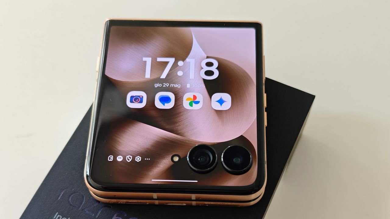 Recensione Motorola Razr 60 Ultra, quando lo stile fa la differenza