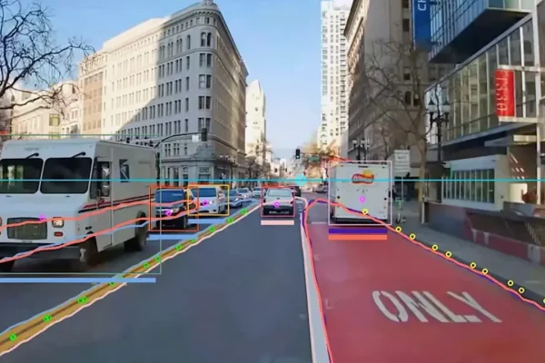 La AI di Barcellona analizza i video e individua le violazioni. Prossimo passo multe automatiche?