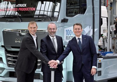 MAN avvia la produzione in serie dei suoi camion elettrici: ne consegnerà 1.000 entro la fine del 2025