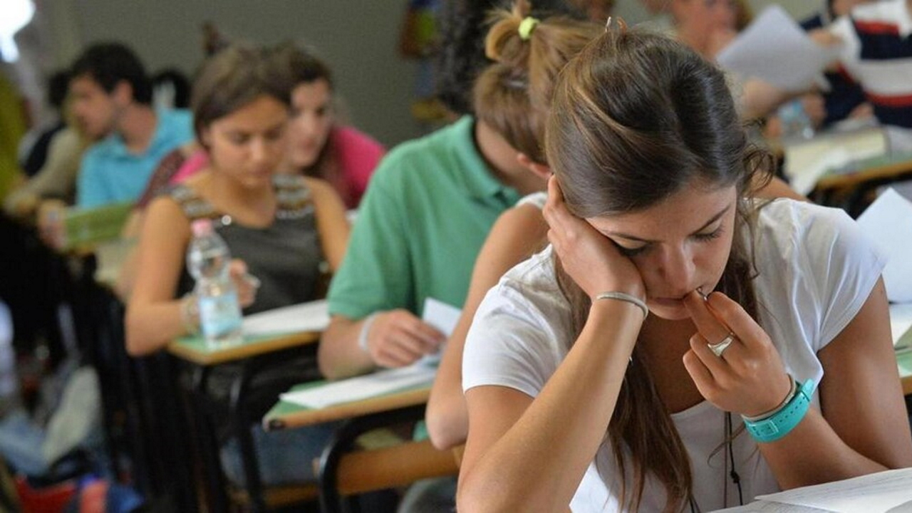 Maturità 2025: le tracce della prima prova secondo l'Intelligenza Artificiale