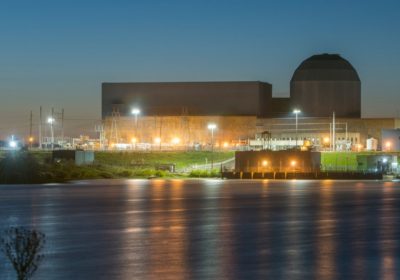 Meta investe sul nucleare per alimentare intelligenza artificiale e metaverso