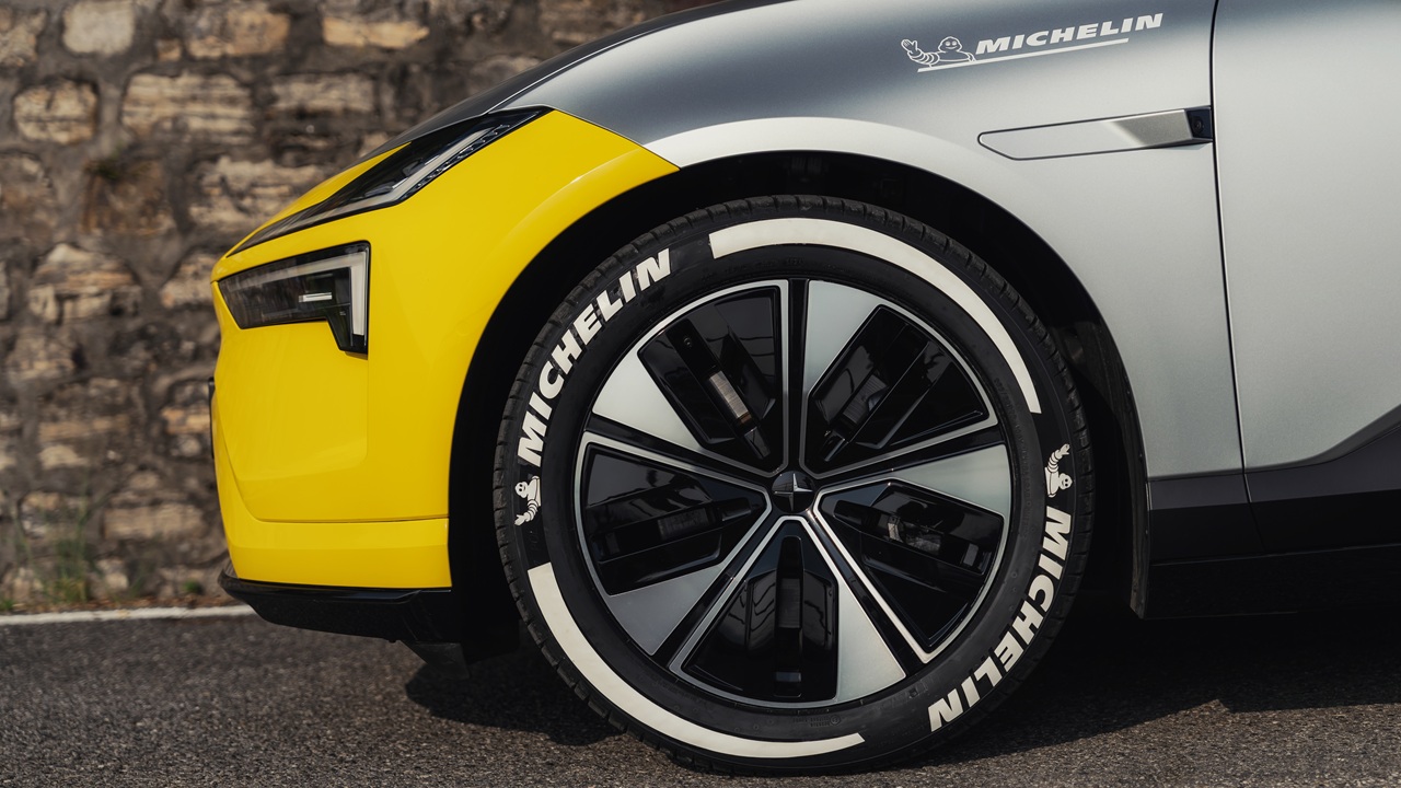 Polestar omaggia l'Italia alla nuova edizione della Mille Miglia Green