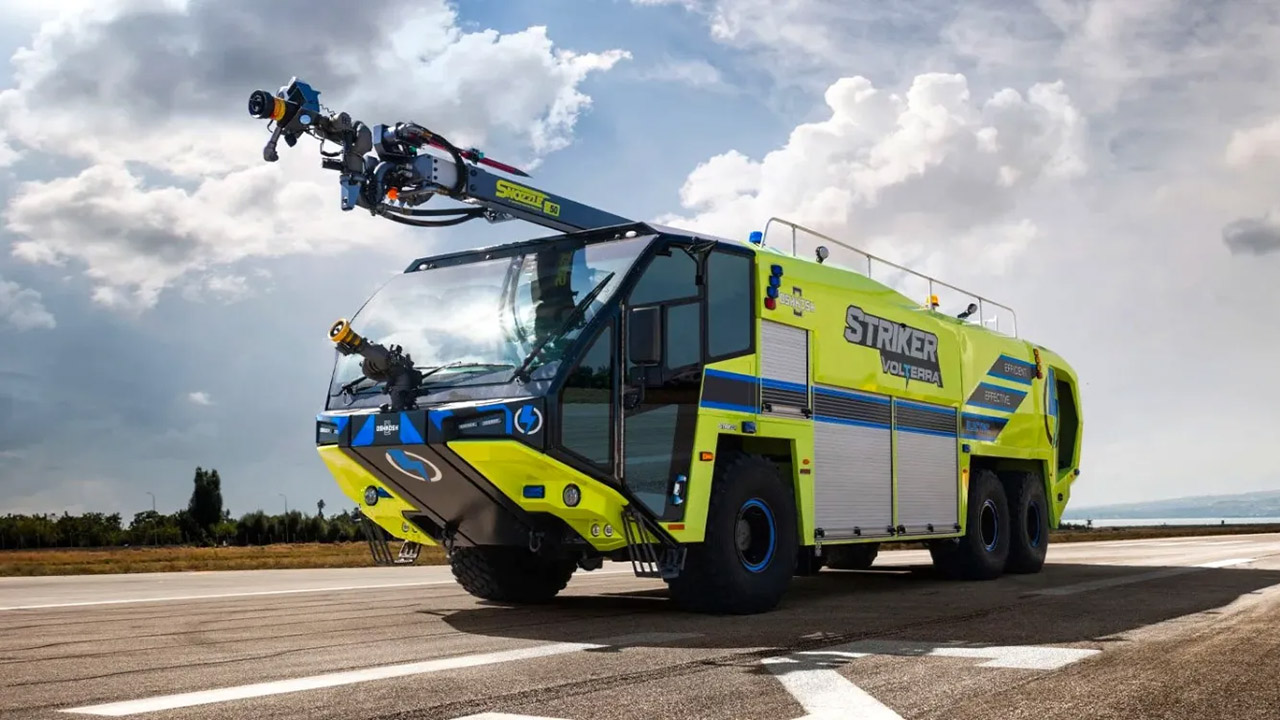 Questo è Striker Volterra, il nuovo super veicolo elettrico per le emergenze in aeroporto