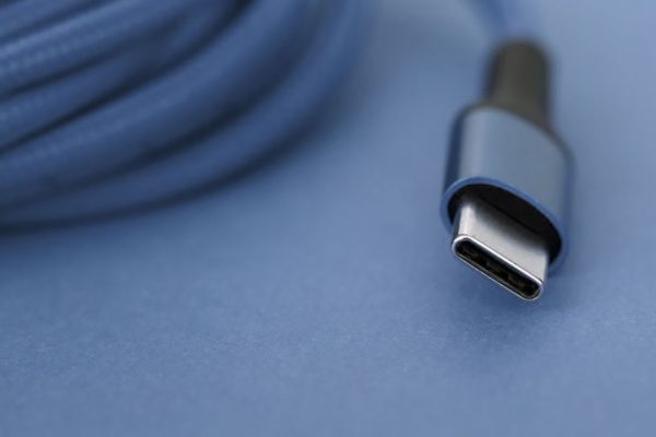 Stop al caos sulle porte USB-C: Microsoft vuole risolvere il problema su Windows 11