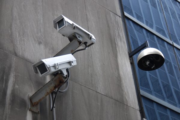 Ti spiano e non lo sai: 40 mila telecamere di sicurezza esposte su Internet senza protezione (anche in Italia)