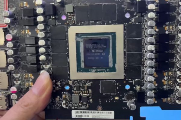 Truffa delle GeForce RTX 4090 contraffatte, (quasi) indistinguibili da quelle originali