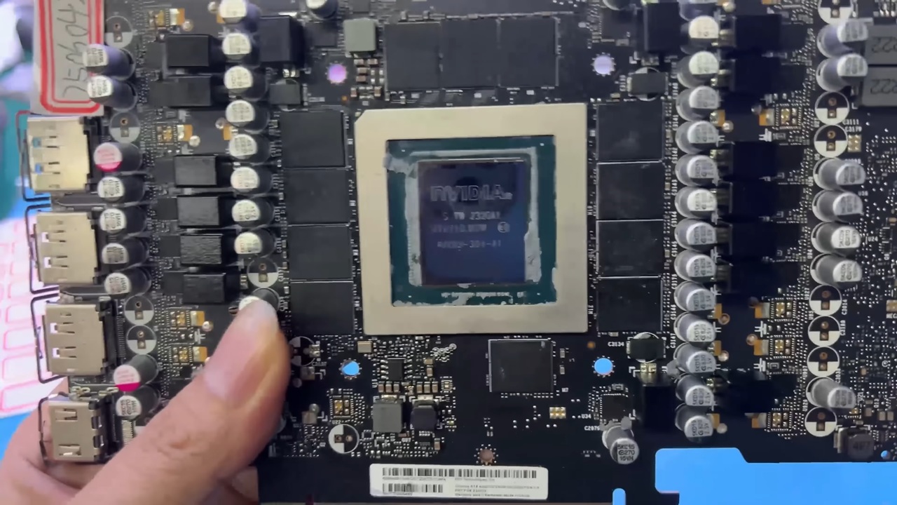 Truffa delle GeForce RTX 4090 contraffatte, (quasi) indistinguibili da quelle originali