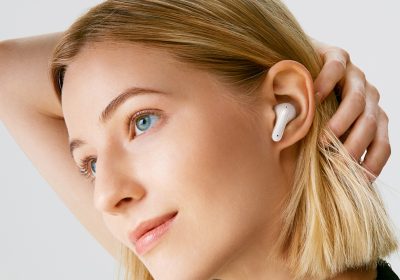 Usi gli auricolari Bluetooth? Rischi di essere spiato: scopri come proteggerti