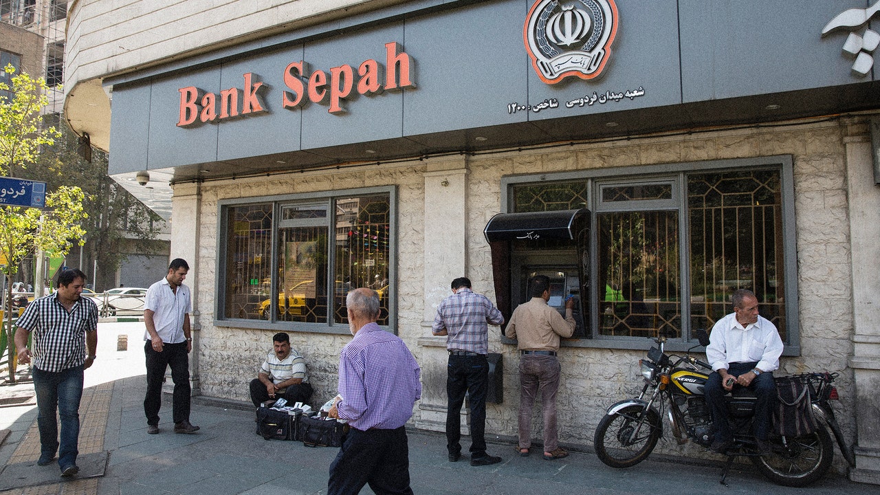 Predatory sparrow, la guerra parallela degli hacker filo-israeliani al cuore finanziario dell’Iran