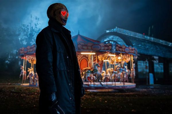 Heart Eyes appuntamento con la Morte, il film horror fa morire dal ridere e sussultare dai jumpscare in egual misura