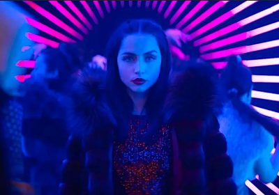 Ballerina, il film ha il raro dono di far vedere qualcosa di mai visto, ed è onestamente divertente