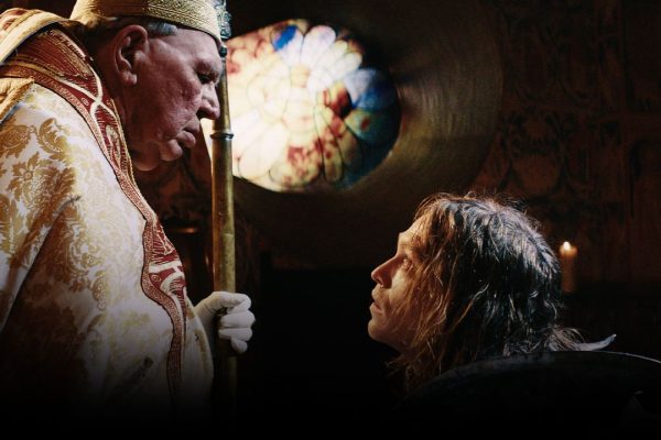 Dracula: A Love Tale di Luc Besson, cosa sappiamo del film con Caleb Landry Jones e Matilda De Angelis