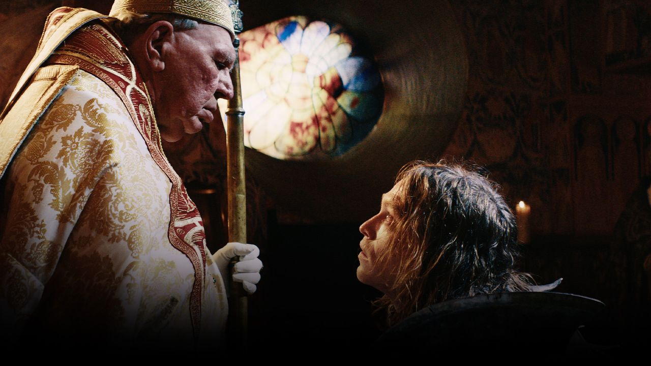 Dracula: A Love Tale di Luc Besson, cosa sappiamo del film con Caleb Landry Jones e Matilda De Angelis