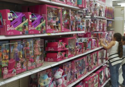 Mattel si allea con OpenAI, l’IA per il design di giocattoli – Notizie