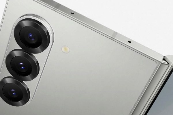 Samsung dice addio agli anelli attorno alle fotocamere, non piacciono a nessuno