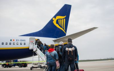 Bagaglio a mano Ryanair, la compagnia aumenta le dimensioni ammesse a bordo