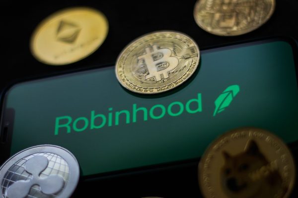 Robinhood e la strana storia dei token digitali per comprarsi un “pezzetto” di OpenAI e SpaceX