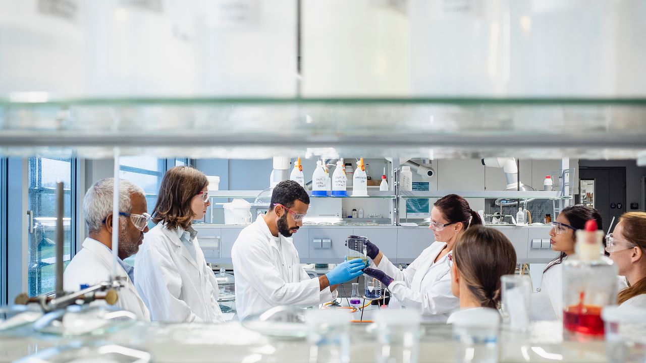 Ricerca clinica, i giovani italiani temono che il contesto nazionale la ostacoli ma hanno fiducia nelle sue potenzialità