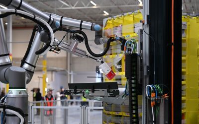 Amazon, i robot nei magazzini sono tanti quanti i dipendenti umani