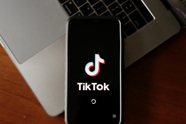 Accordo Commissione Antimafia e Tik Tok contro linguaggi mafiosi – Notizie