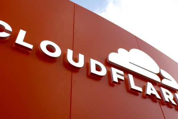 Cloudflare, lo scraping per l’AI sarà bloccato di default