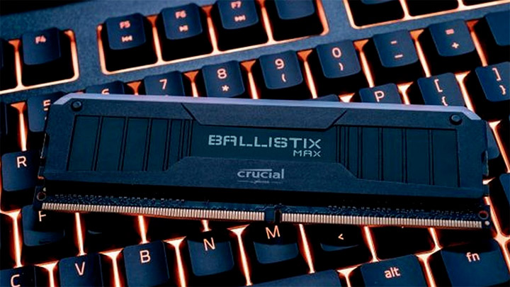 Boom clamoroso per questo piccolo produttore di RAM: le vecchie DDR3 e DDR4 tirano ancora