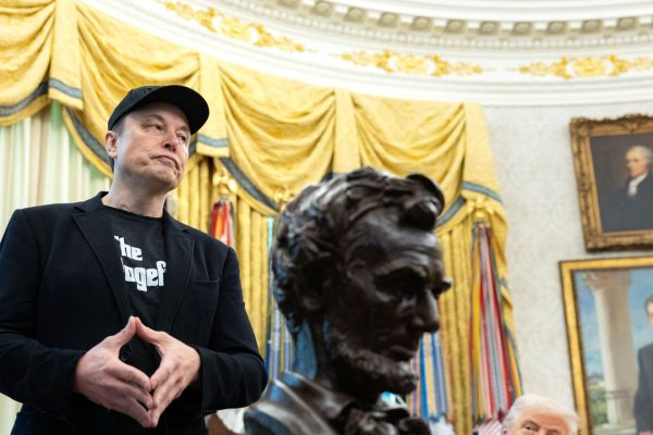 Musk vs Trump, la guerra è già ricominciata (tra minacce di espulsione e un nuovo partito all’orizzonte)