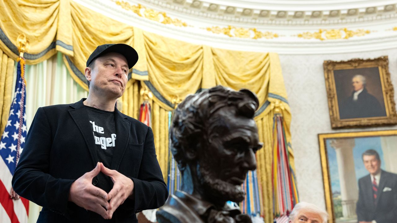 Musk vs Trump, la guerra è già ricominciata (tra minacce di espulsione e un nuovo partito all’orizzonte)