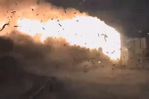 NASA SLS potrebbe essere cancellato ma Northrop Grumman prosegue i test (con esplosione)