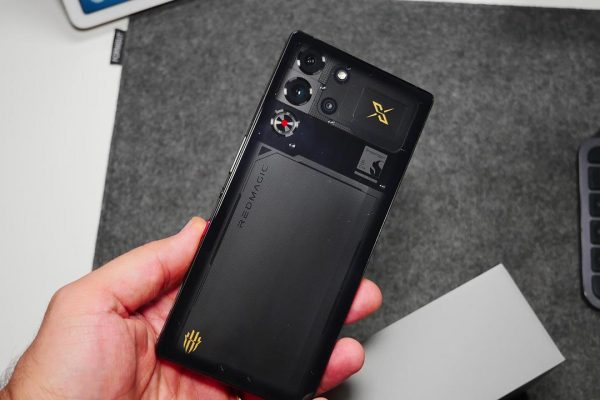 Recensione REDMAGIC 10S Pro: il gaming phone definitivo?