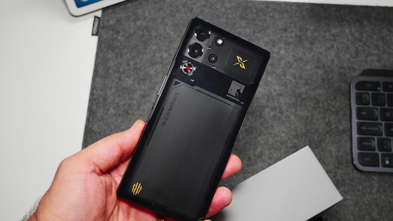 Recensione REDMAGIC 10S Pro: il gaming phone definitivo?