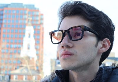 TranscribeGlass, abbiamo provato gli occhiali intelligenti che trascrivono le conversazioni