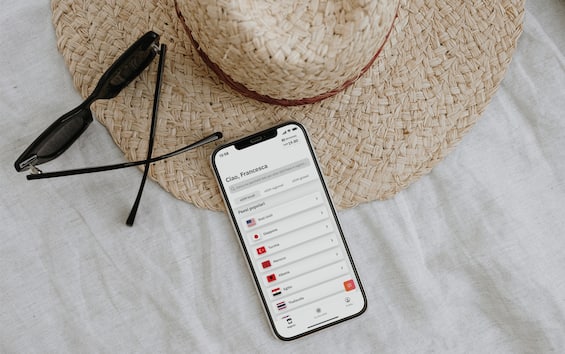 Estate 2025, internet all’estero senza spendere una fortuna? C’è l’eSIM di Airalo