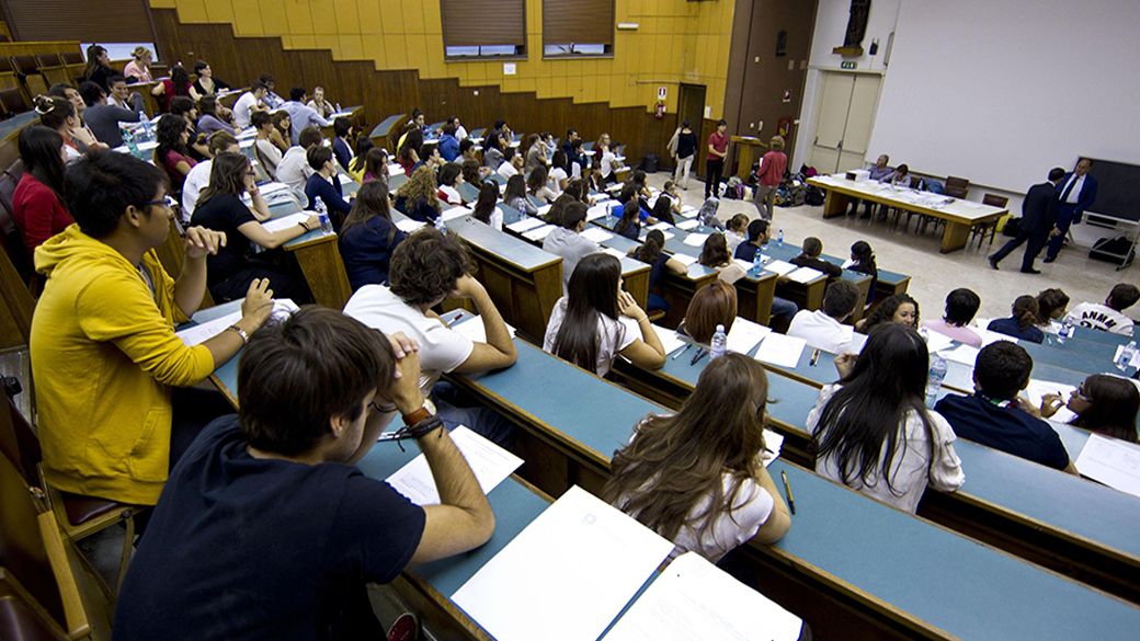 Il nuovo accesso libero a medicina sembra creare più problemi alle università che risolvere la mancanza di medici