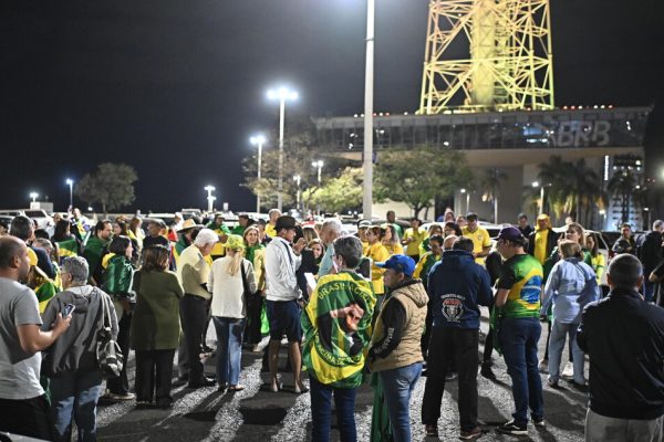 La difesa di Bolsonaro ricorre contro i domiciliari, ‘è censura’ – Web & Social