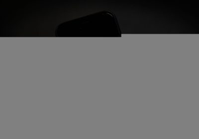 TikTok sta sostituendo centinaia di moderatori umani con l’intelligenza artificiale