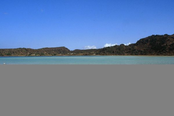 A Pantelleria c’è un lago che è il luogo perfetto per studiare le origini della vita sulla Terra e su Marte