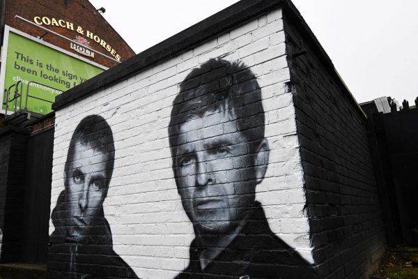 Anti-tormentoni, una playlist di canzoni come antidoto per chi non ne può davvero più delle hit estive