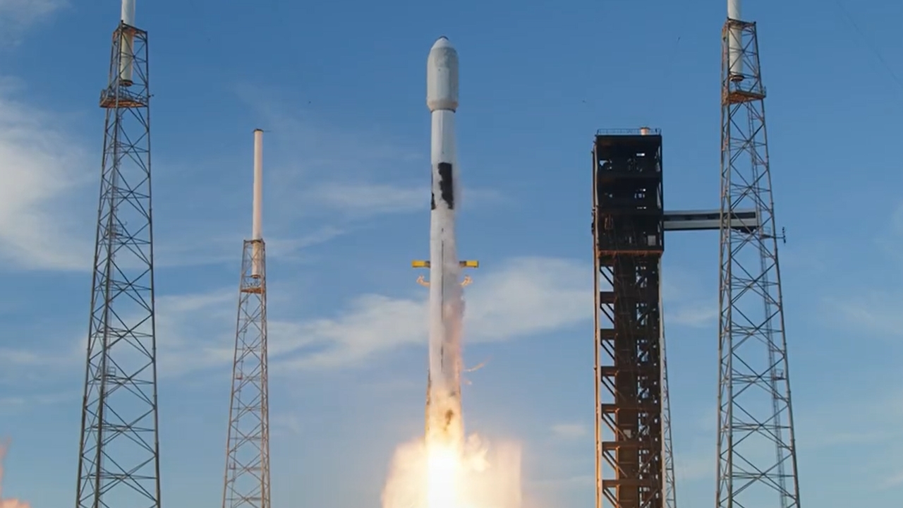 Amazon Project Kuiper: oltre 100 satelliti in orbita, l'ultimo lancio con un Falcon 9 di SpaceX