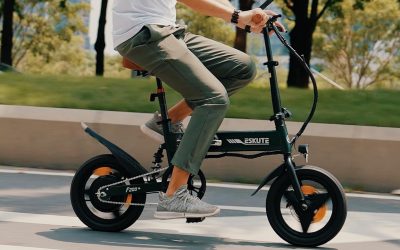E-bike pieghevole ESKUTE F200: potenza e comfort urbano a 450€, pronta per le tue corse in città