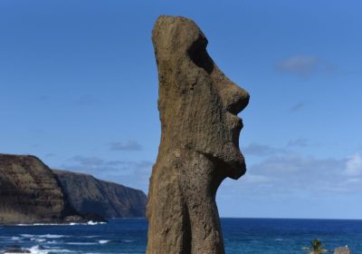 Isola di Pasqua, il mare rischia di portarsi via le sue leggendarie statue nel giro di 60 anni