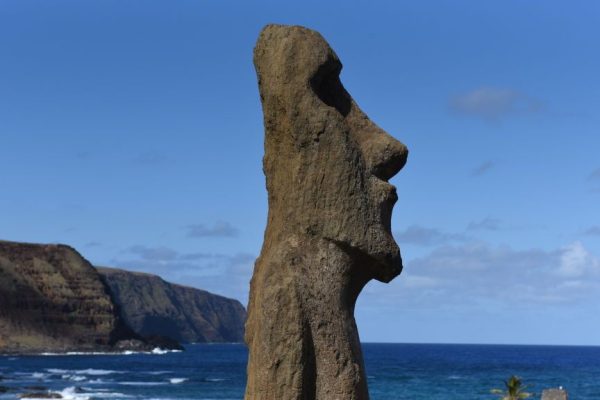 Isola di Pasqua, il mare rischia di portarsi via le sue leggendarie statue nel giro di 60 anni