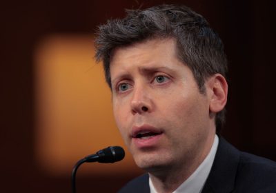 Sam Altman, persino il capo di OpenAI dice che l’intelligenza artificiale è una bolla