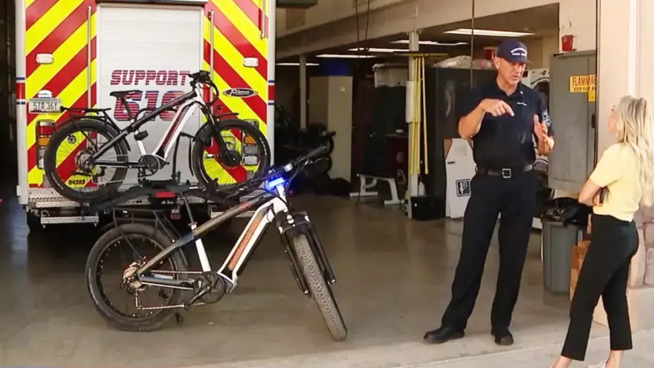 I Vigili del Fuoco dell'Arizona ora usano anche le e-bike, e il motivo è molto importante