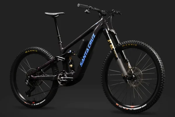 L'e-bike Santa Cruz Bullit arriva in versione limitata, con forcella Fox Podium